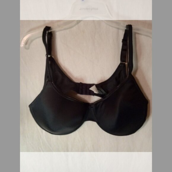 (E) Barely Breezies Padded Underwire Bra 44B Black - Picture 1 of 1